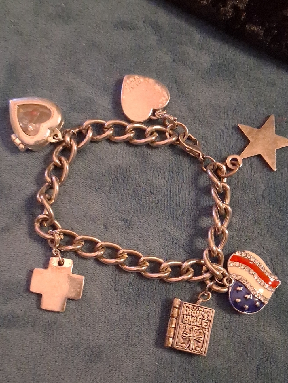 Silver Charm Bracelet with Hearts, Cross, Bible & Flag Charm Sz 8